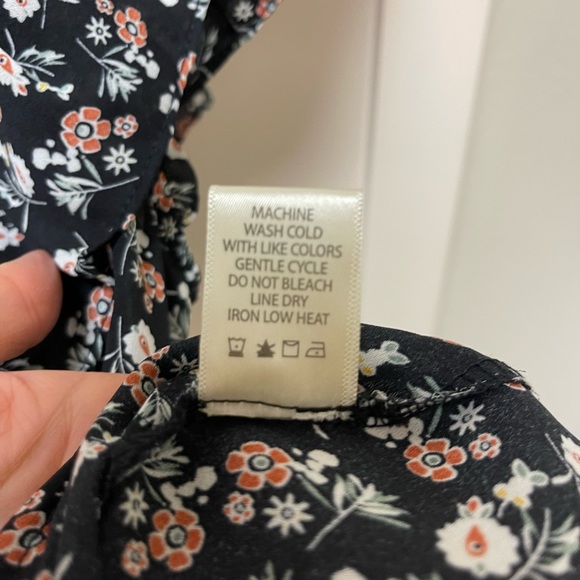 Max Studio sleeveless ruffled blouse - Picture 8 of 15